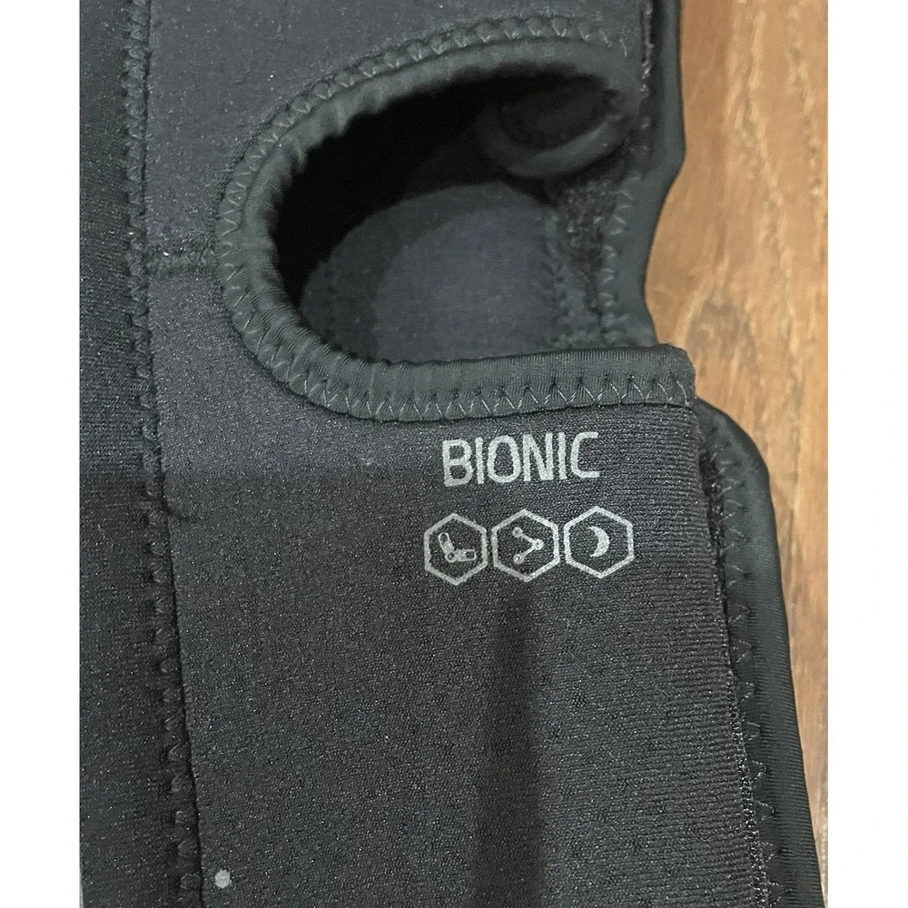 DonJoy Bionic Knee Brace Hinged Black‎ Size Small